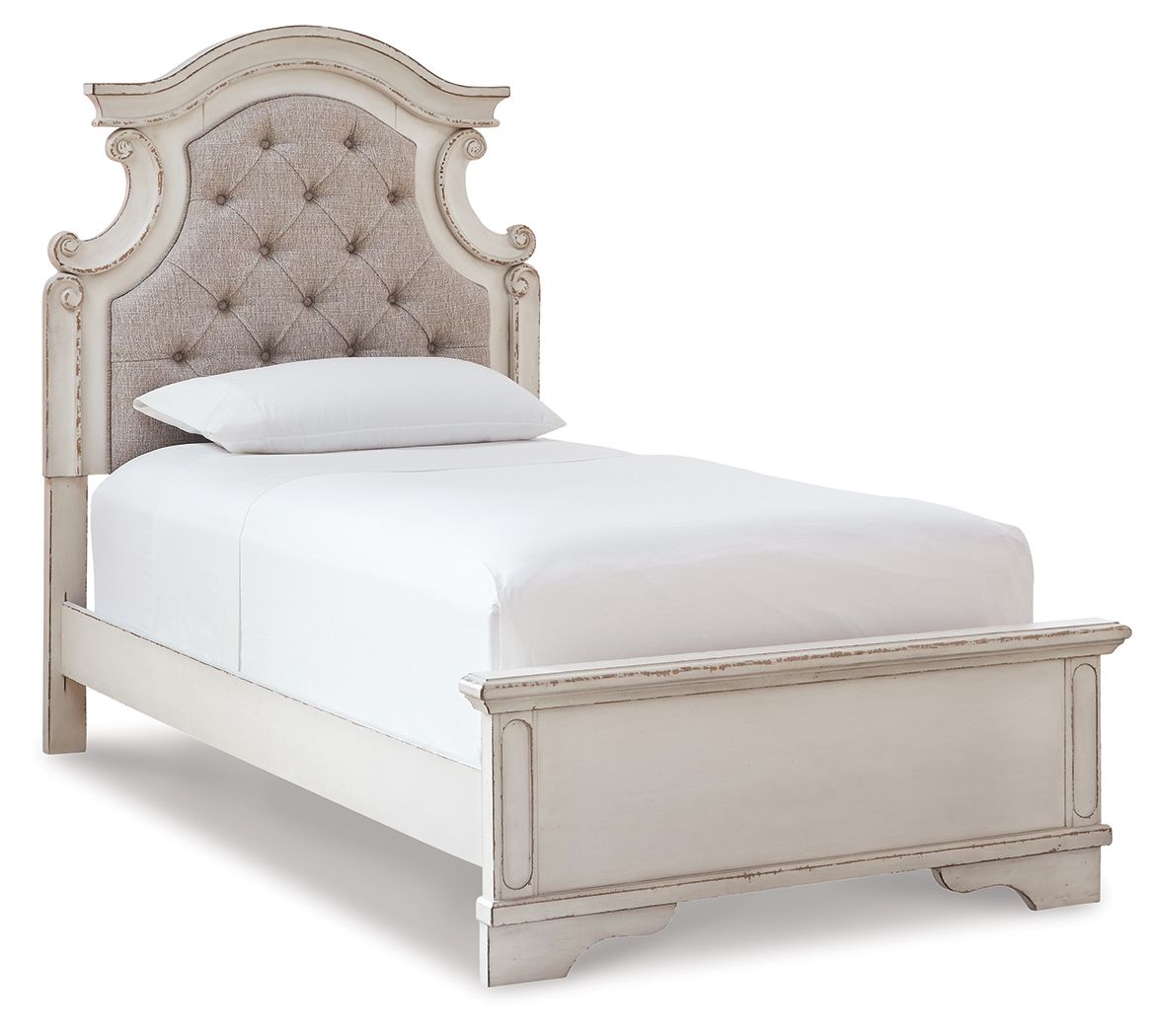 Realyn Twin Bed