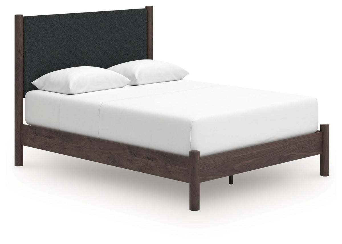 Pamytta Queen Upholstered Bed (Panel Platform)