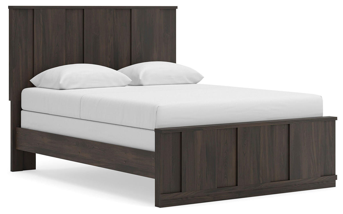 Shaehartin Queen Bed (Panel)