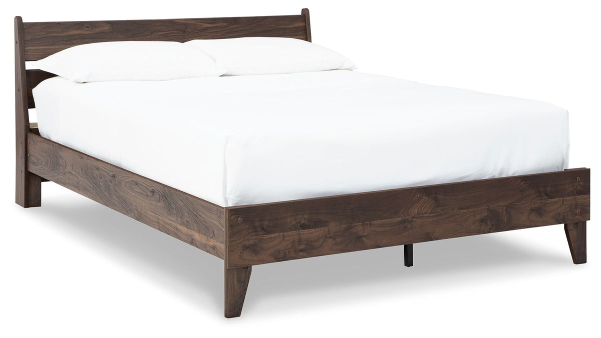 Calverson Queen Bed (Panel Platform)