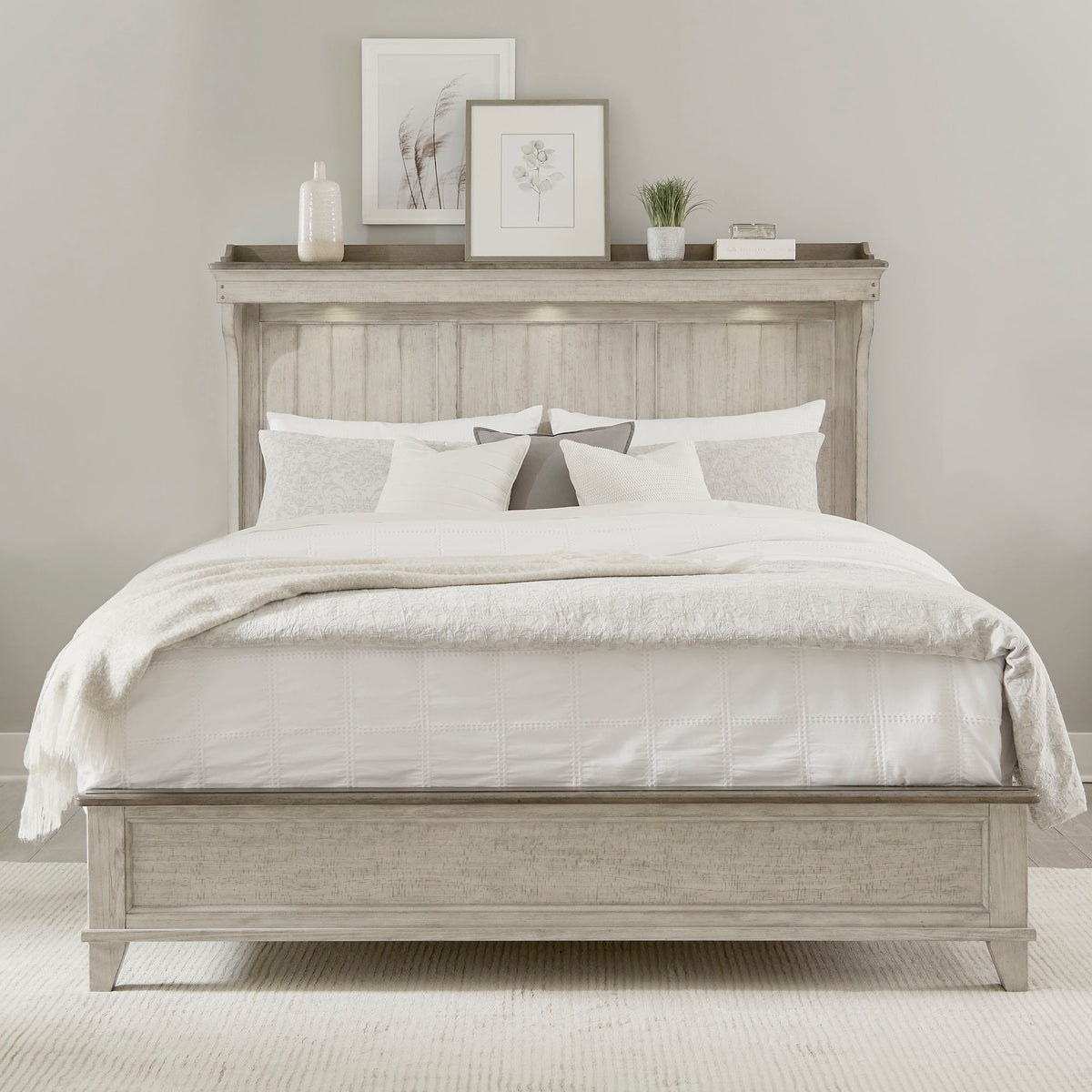 Ivy Hollow King Mantle Bed