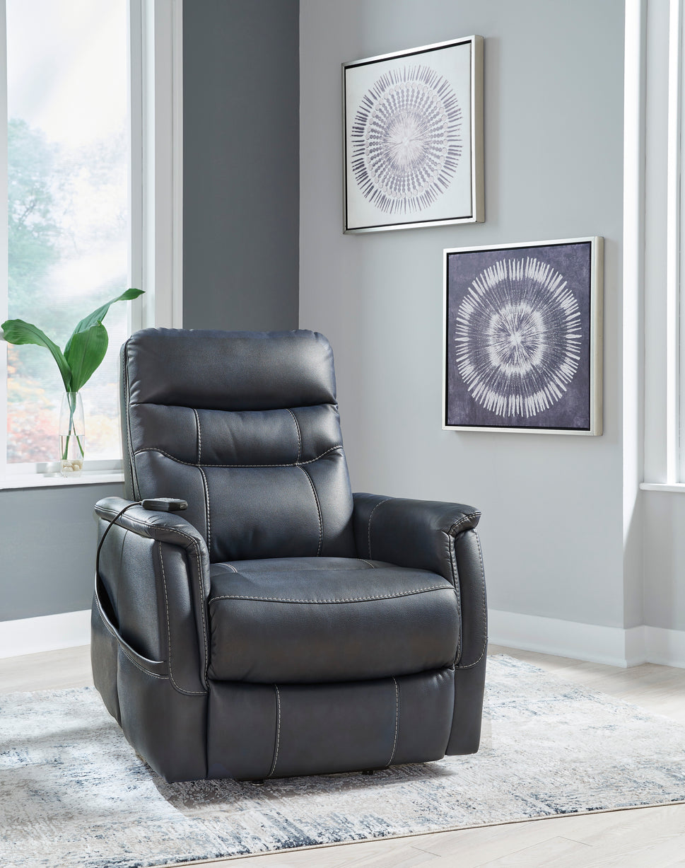 Strawbill Lift Recliner