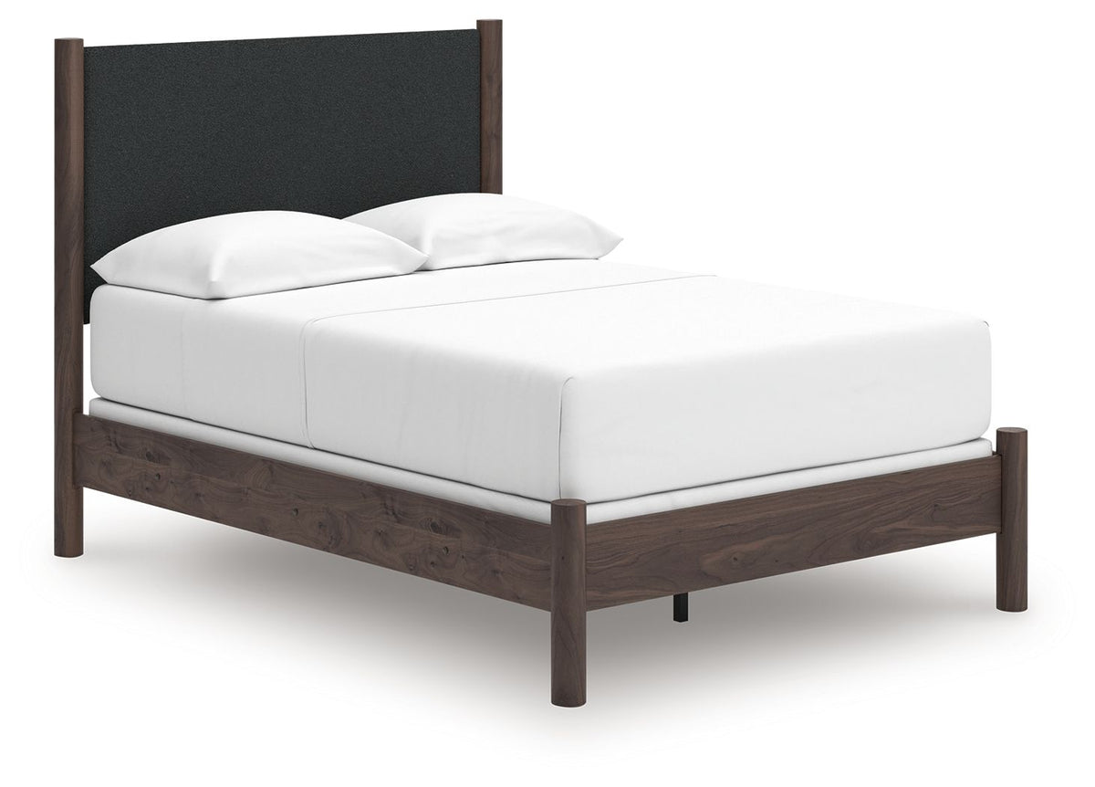Pamytta Full Upholstered Bed (Panel)