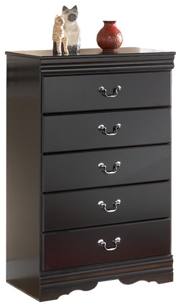Huey Vineyard Chest