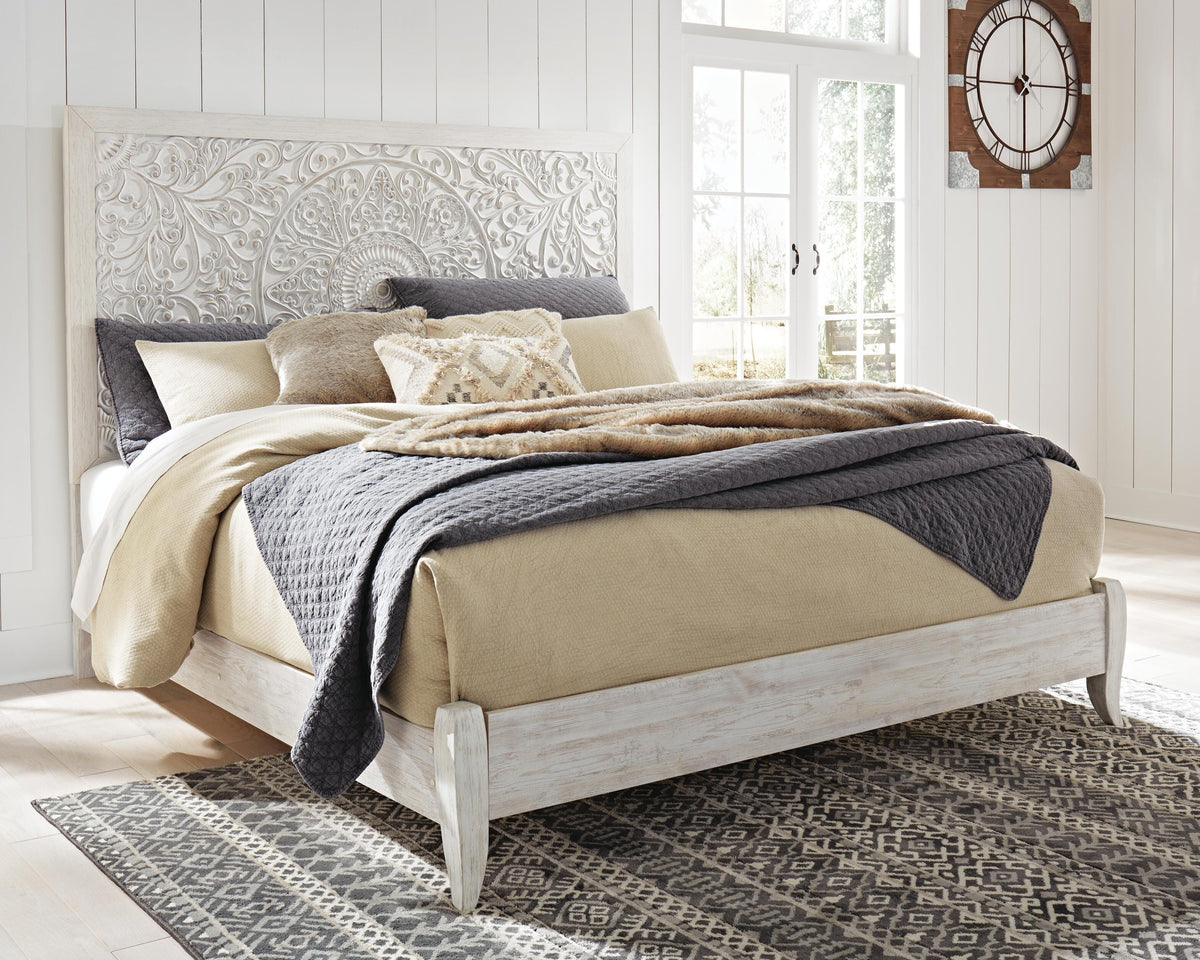 Paxberry King Bed