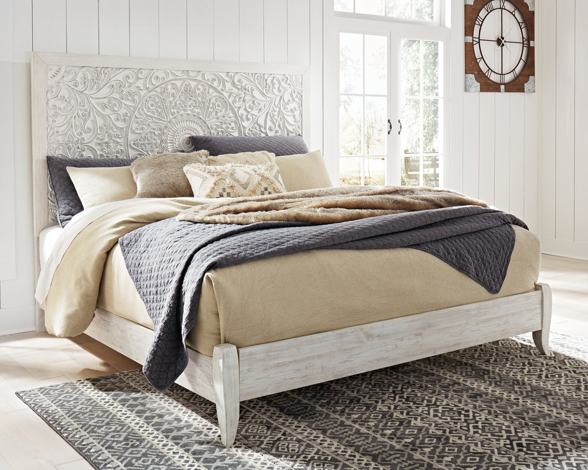 Paxberry King Bed