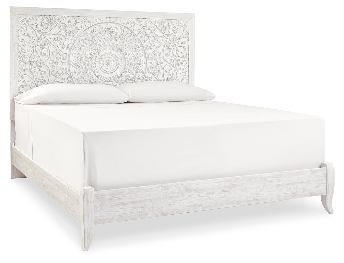 Paxberry King Bed