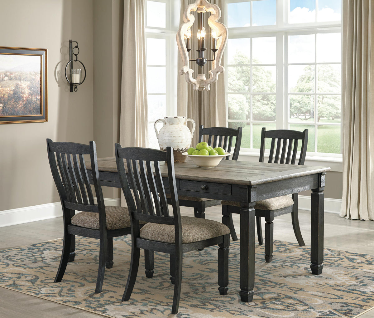 Tyler Creek 5 Pc Dining Set