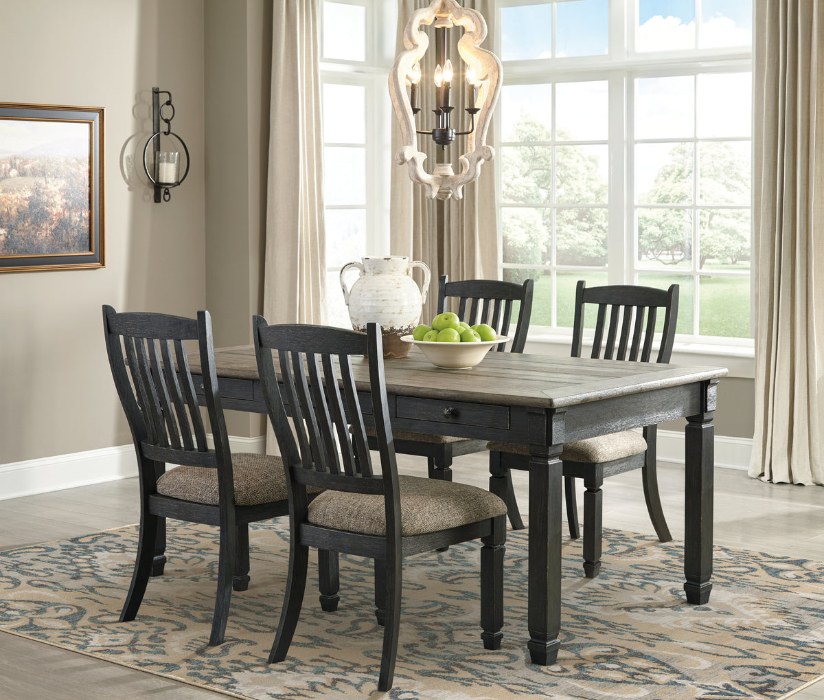 Tyler Creek 5 Pc Dining Set