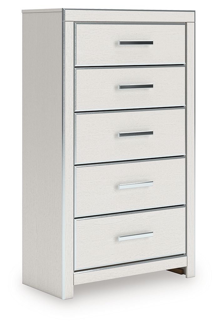 Zuraleus White Chest
