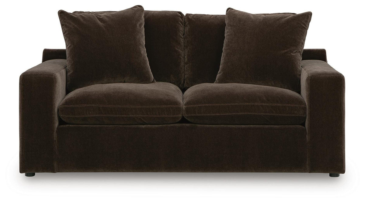 Maxton Heights Bittersweet Loveseat