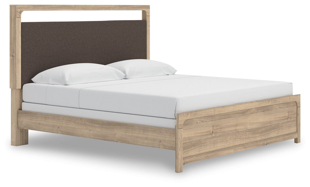 Kinlanni King Upholstered Bed (Panel)